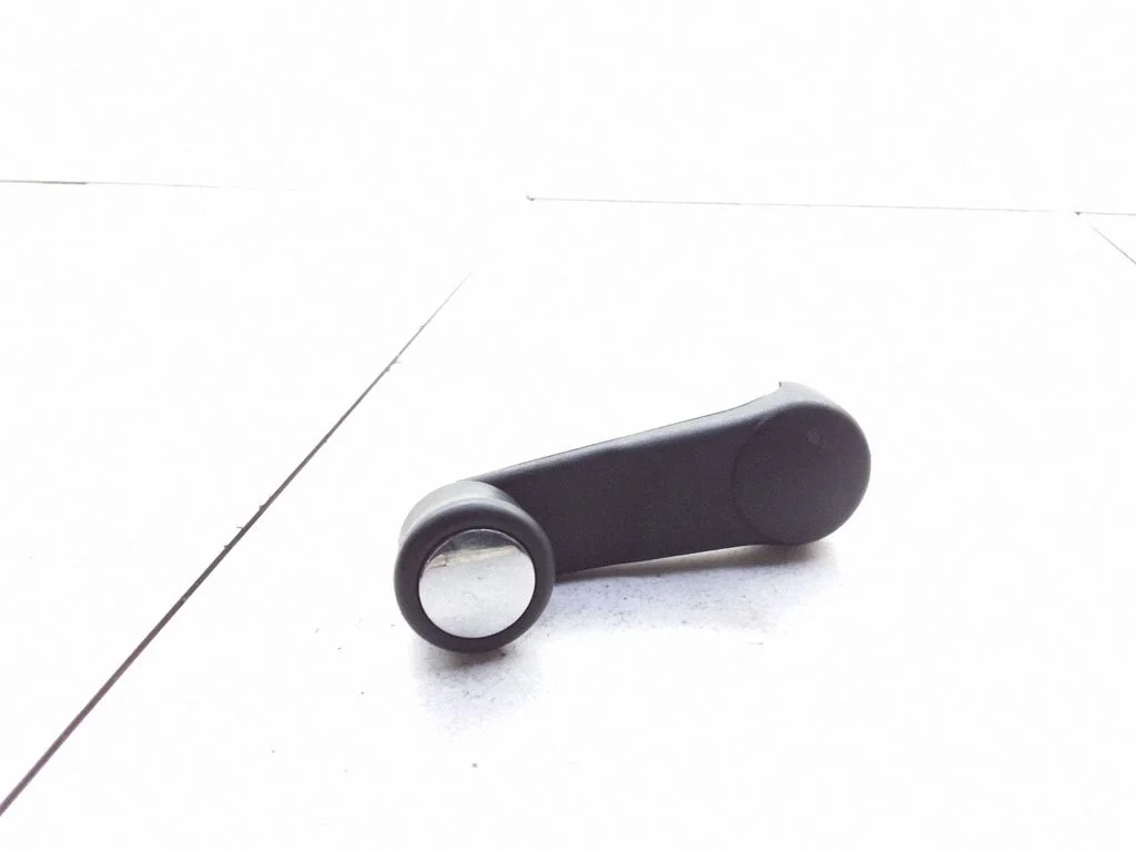 Rear door interior handle – Audi A6 S6 C4 4A (1994-1997)