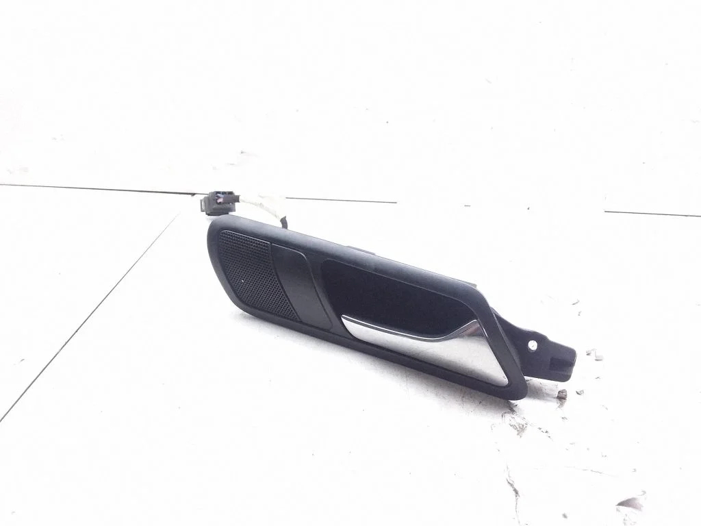 Rear door interior handle 3C4839114