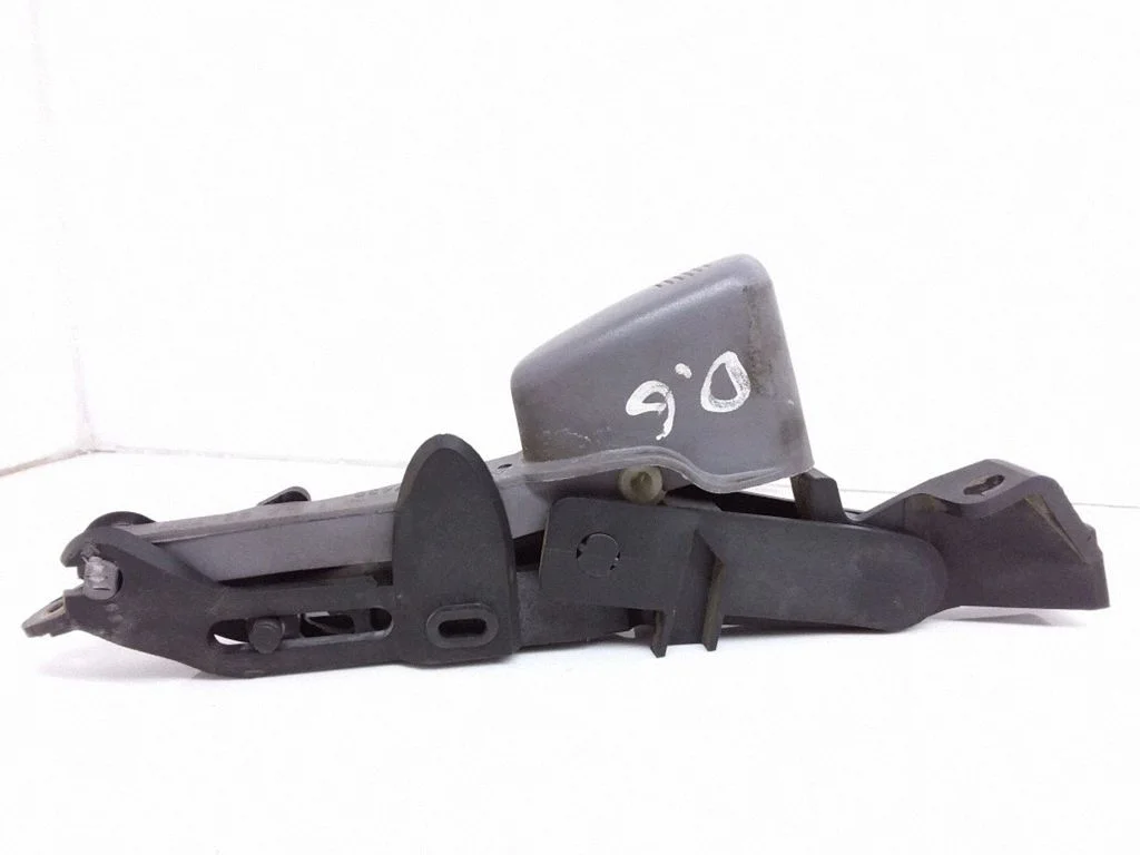 Rear door interior handle RH32743B