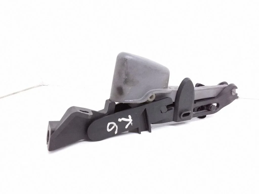 Rear door interior handle 32743BLH