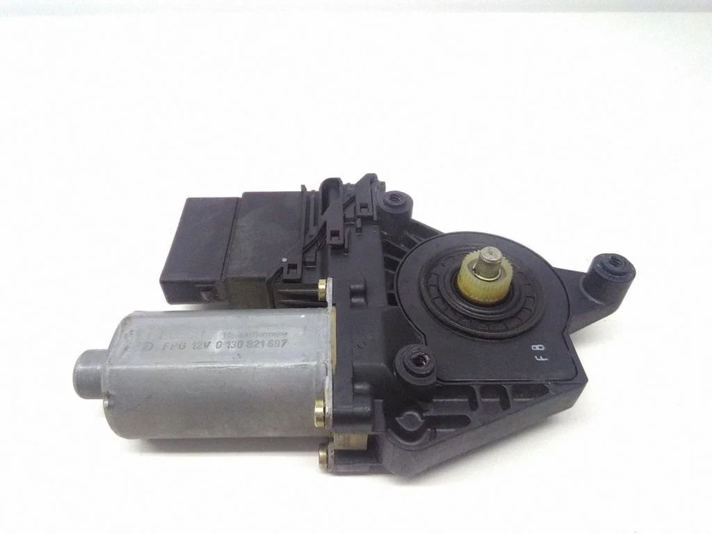 Rear door window regulator motor – Volkswagen Passat B5 (1997-2000)