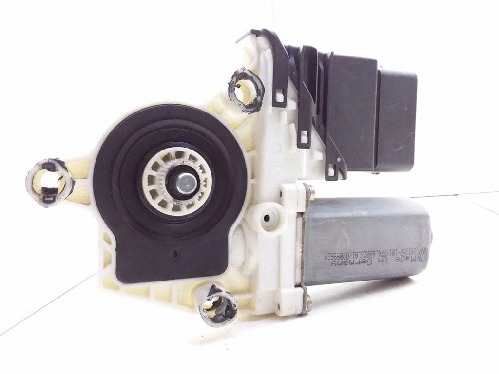 Rear door window regulator motor – Volkswagen Bora (1998-2005)