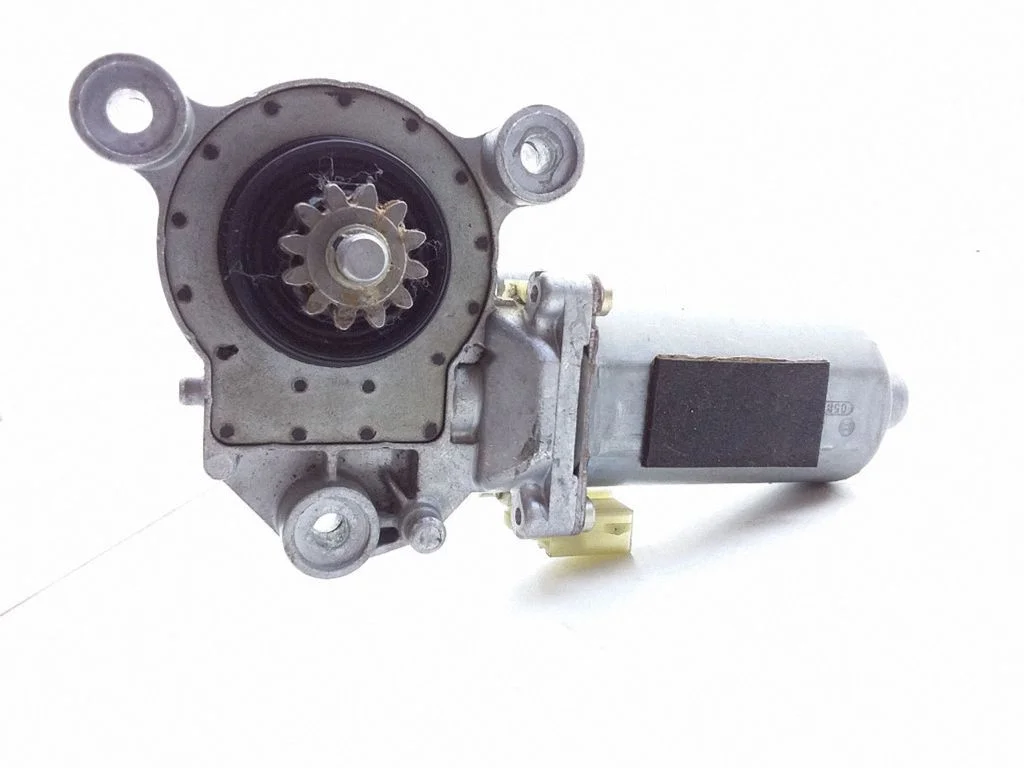 Rear door window regulator motor 0130821604