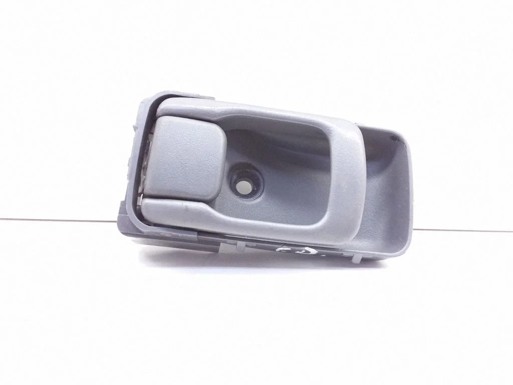 Esiukse sisemine käepide – Nissan Almera (1995-2000)