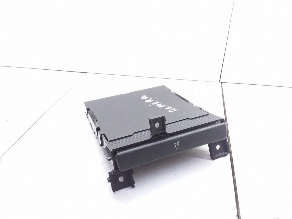 Cup holder 68430BM400