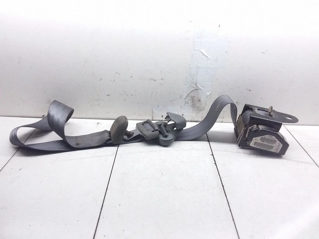 Rear seatbelt P0SL69BD5AB