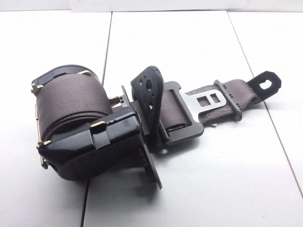 Rear seatbelt 520200843C