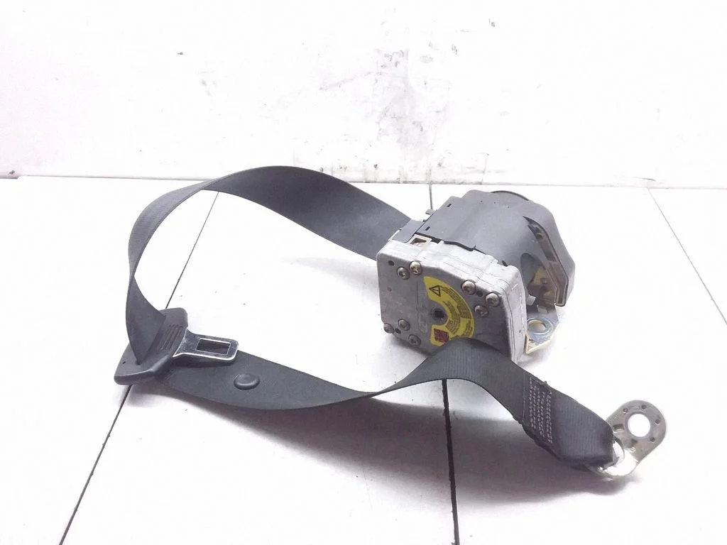 Rear seatbelt – Audi A6 S6 C5 4B (1997-2005)