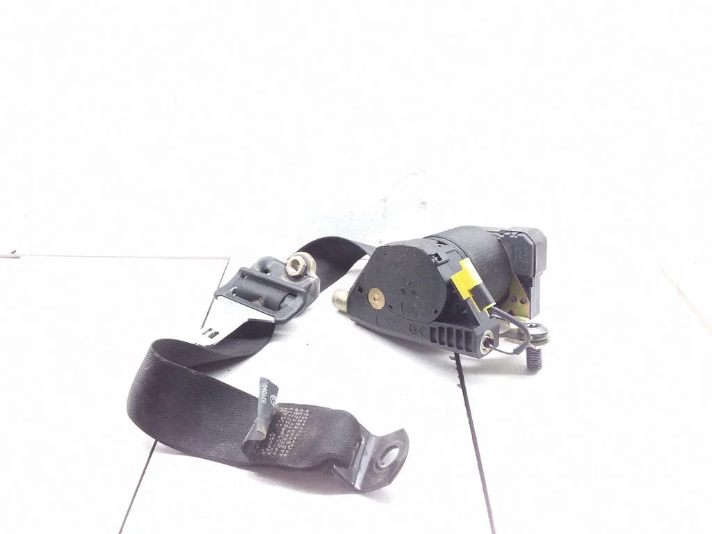 Rear seatbelt – Mercedes-Benz ML-Class W163 (1997-2005)