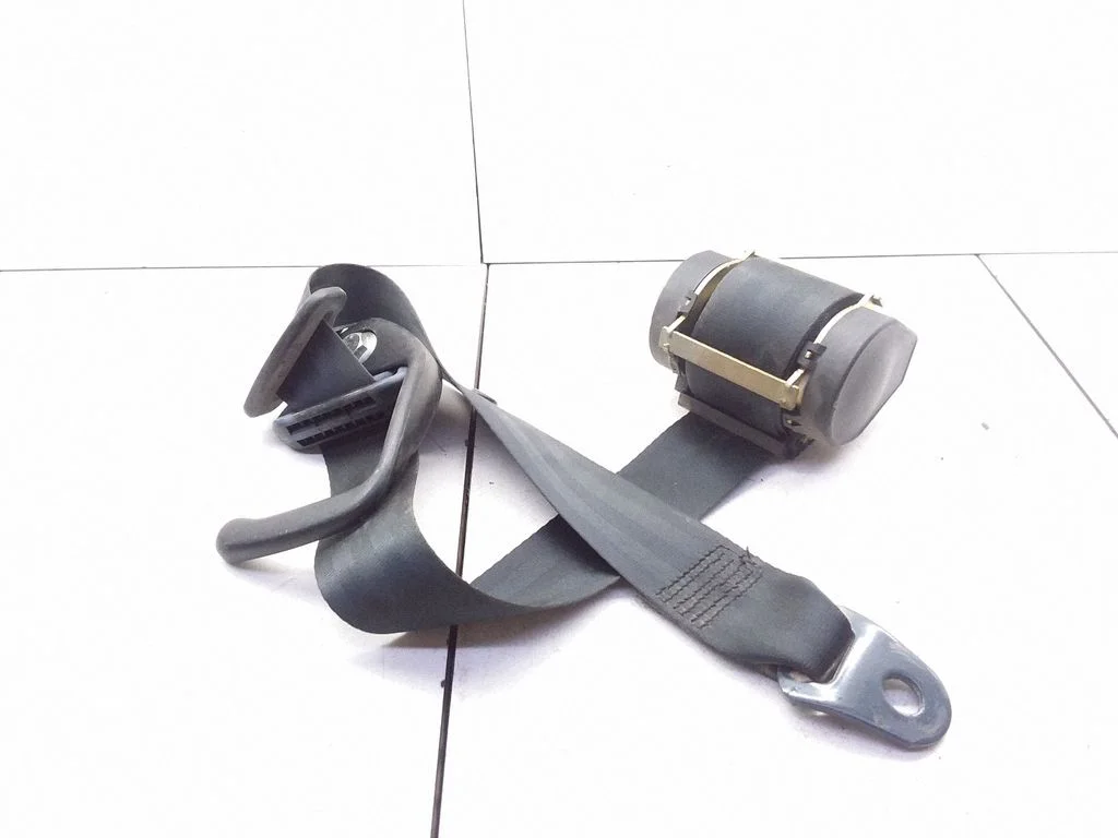 Rear seatbelt – Peugeot 307 (2005-2008)