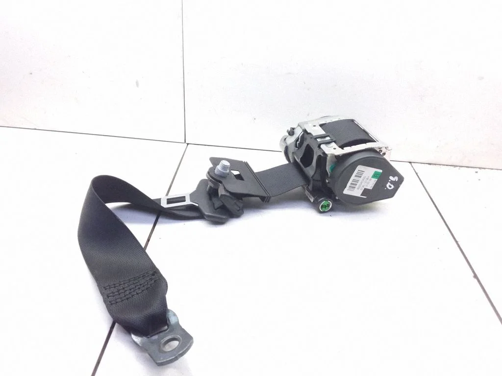 Rear seatbelt – Mercedes-Benz E-Class W211 (2002-2009)