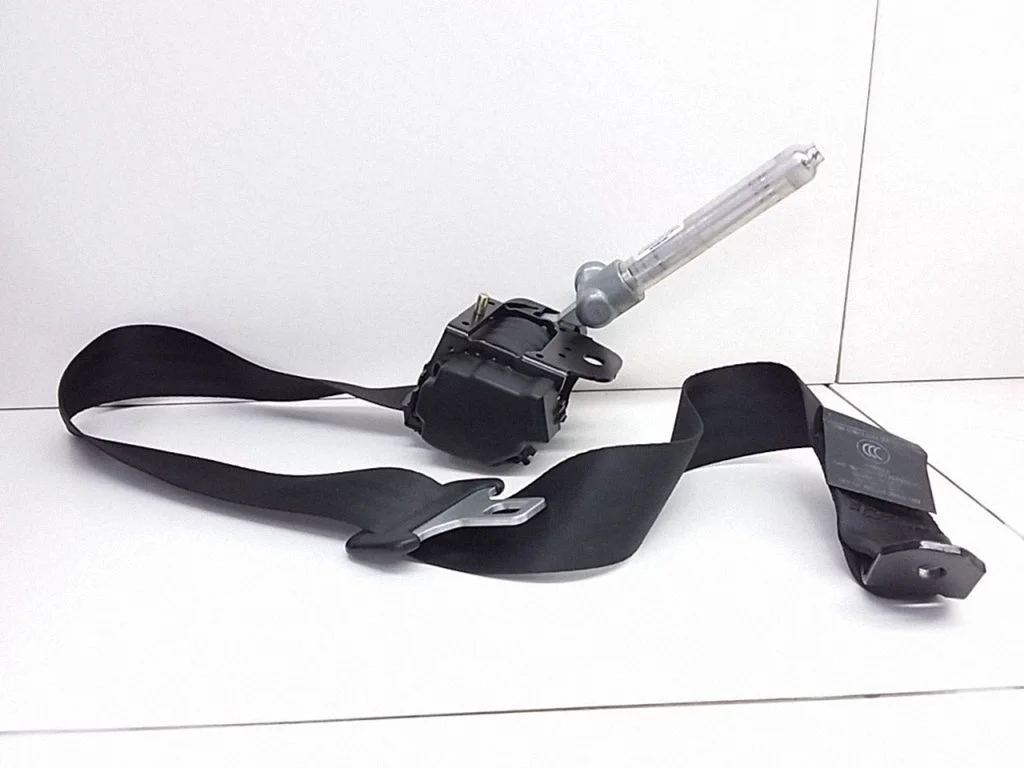 Rear seatbelt 30661797