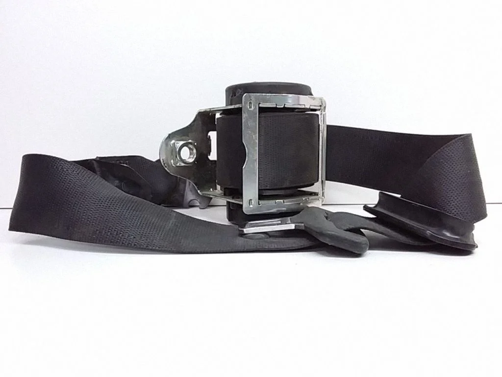 Rear seatbelt – Opel Corsa D (2006-2014)