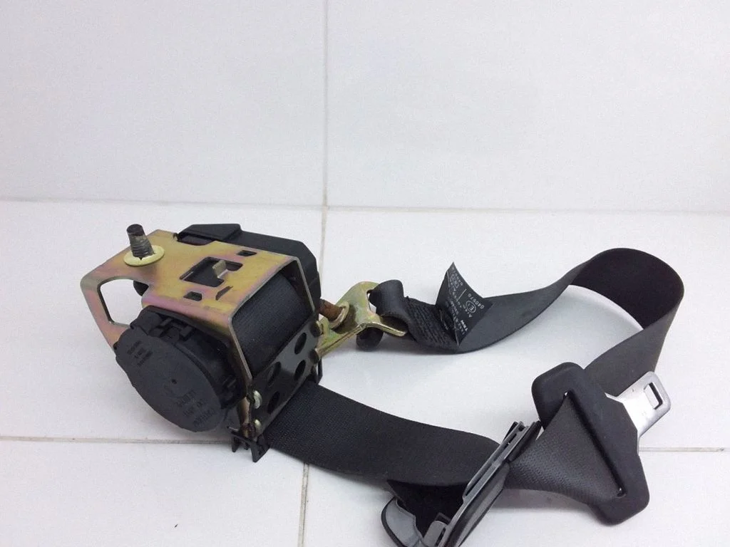 Rear seatbelt 1X43611B50AD
