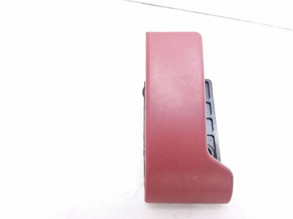 Engine bonnet (hood) release handle