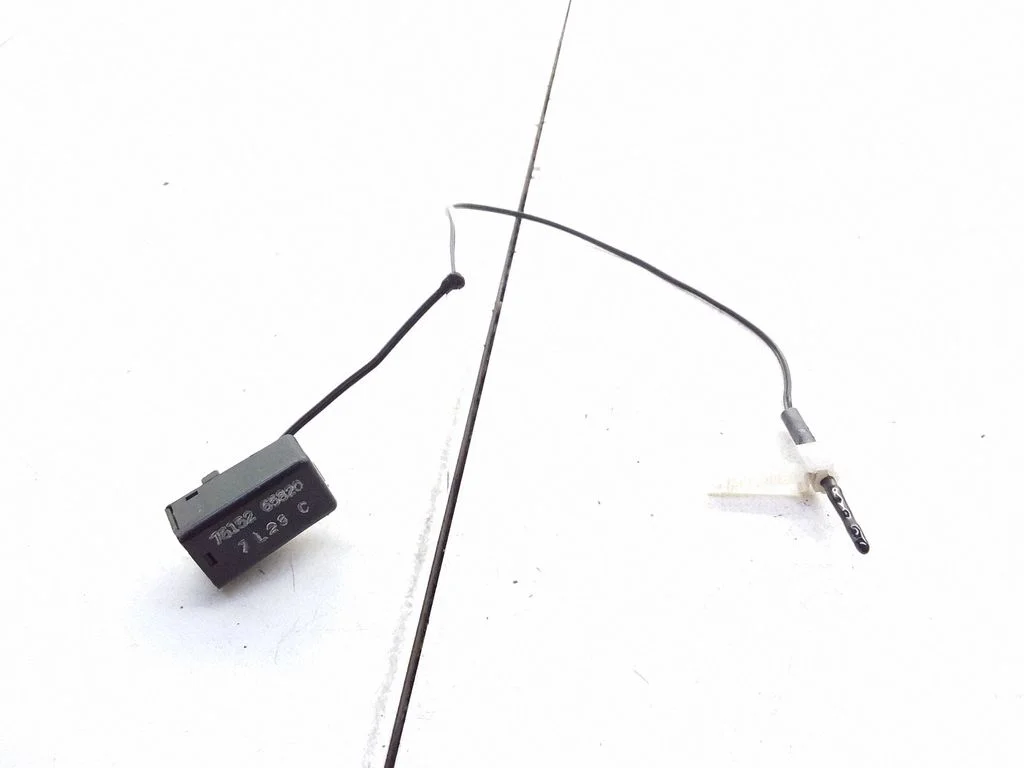 Oil temperature sensor – Opel Zafira B (2005-2014)