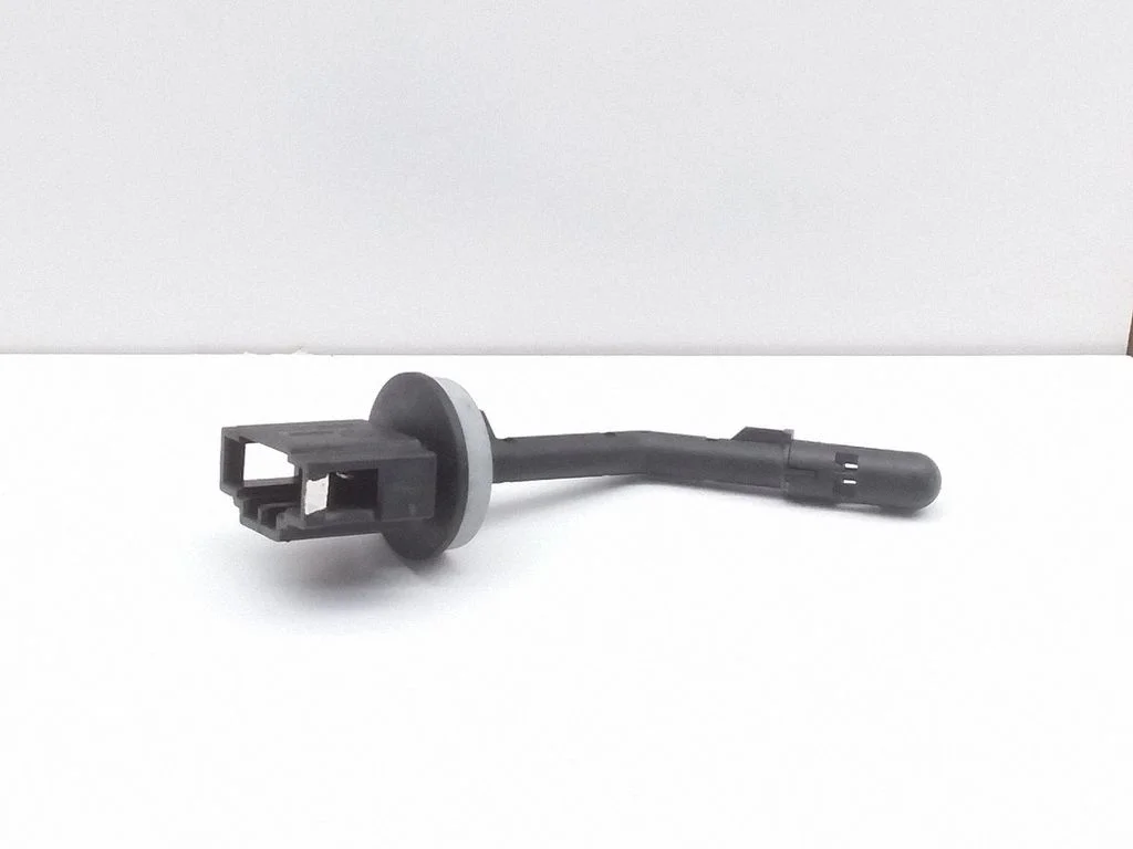 Oil temperature sensor – Volkswagen Passat B6 (2005-2010)