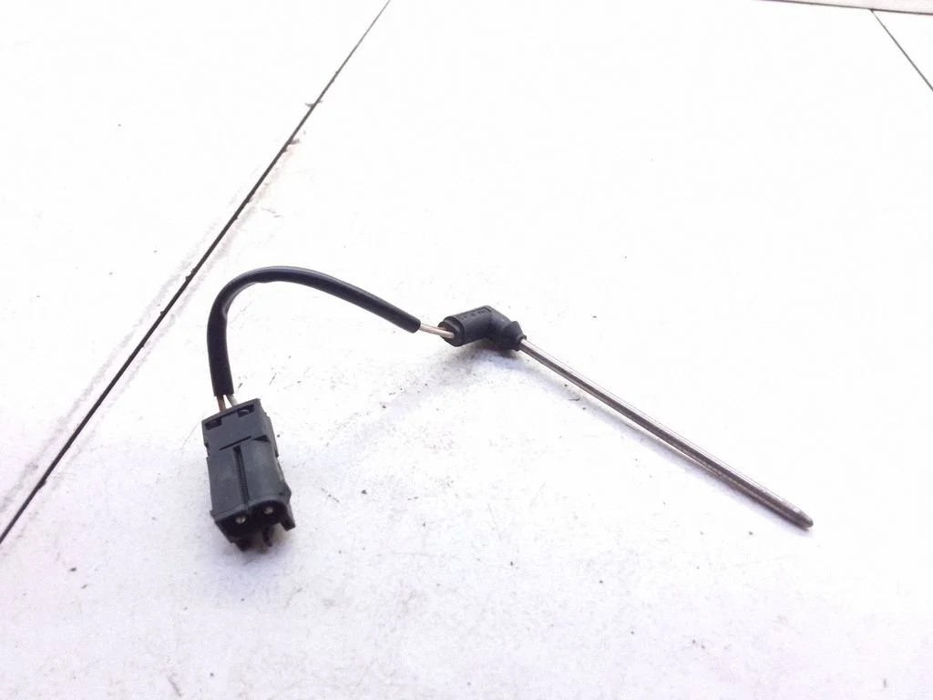 Oil temperature sensor – BMW 5 Series E39 (1996-2003)