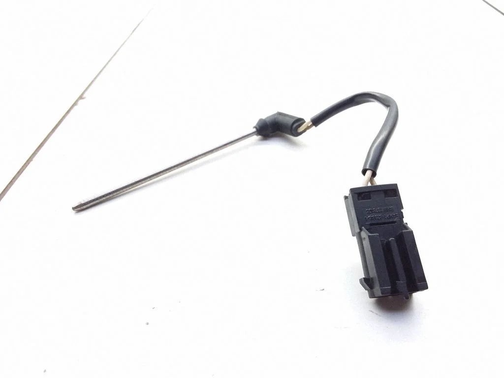Oil temperature sensor – BMW 5 Series E39 (1996-2003)