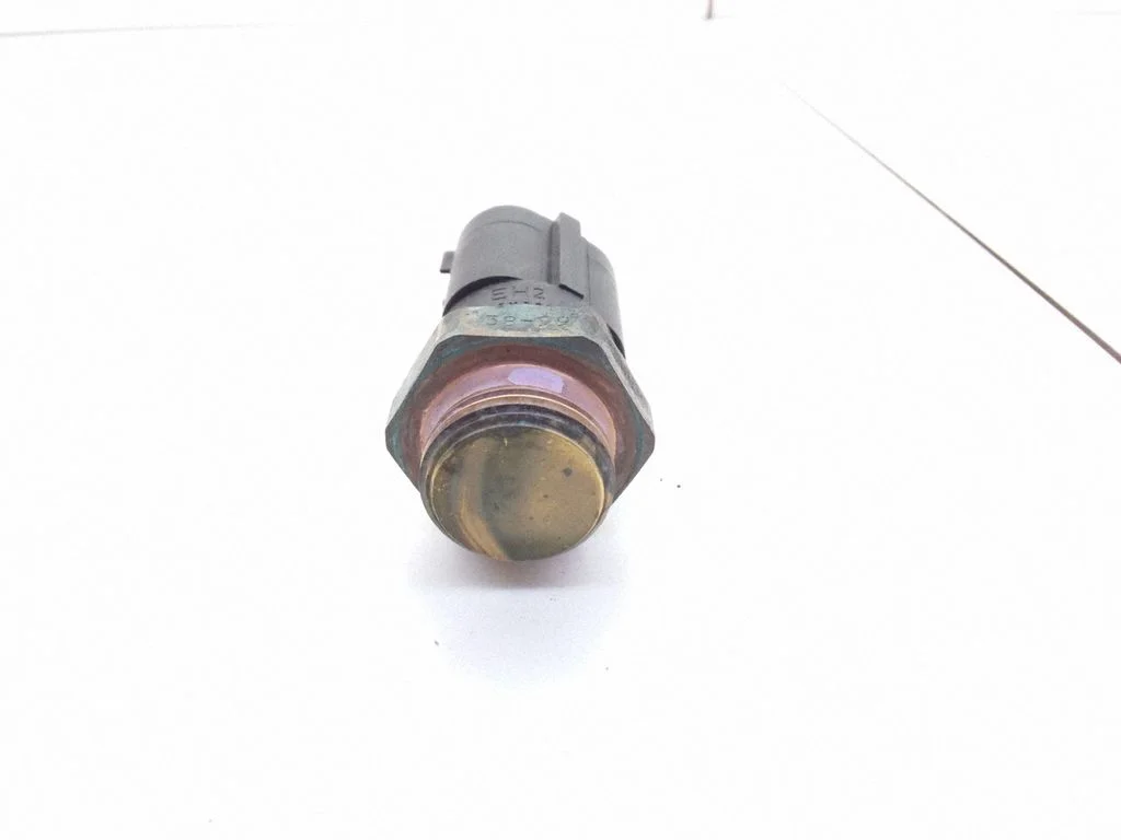 Oil temperature sensor – Audi A3 S3 8L (1996-2003)