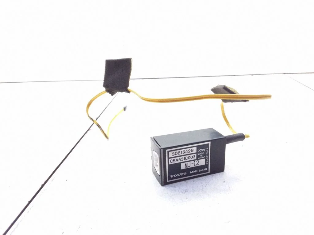 Oil temperature sensor – Volvo S40, V40 (1995-2004)