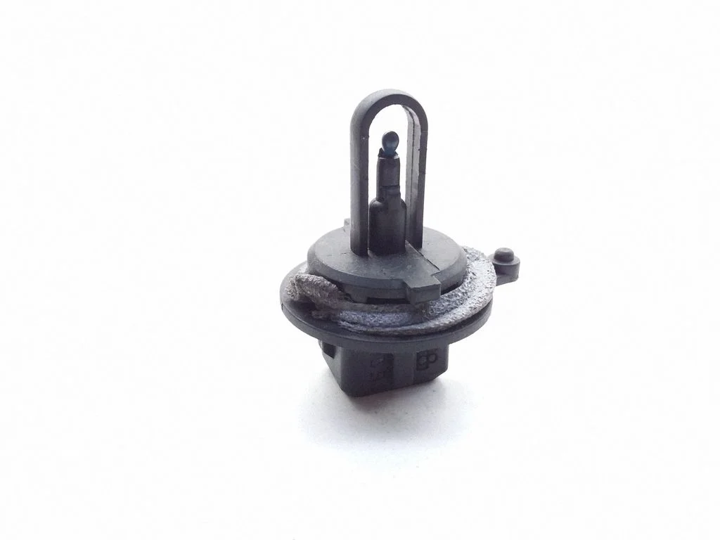 Oil temperature sensor