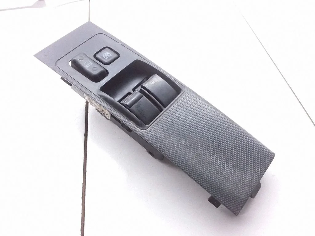 Electric window control switch – Toyota Corolla Verso E121 (2004-2007)