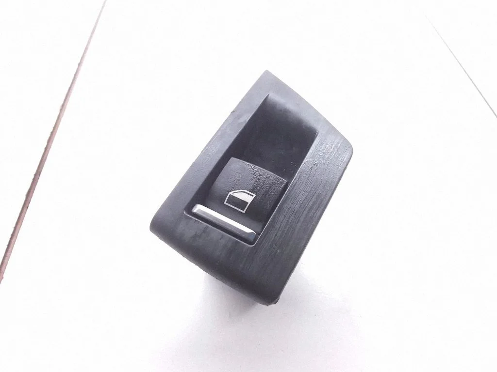 Electric window control switch – BMW 5 Series F10 F11 (2009-2016)