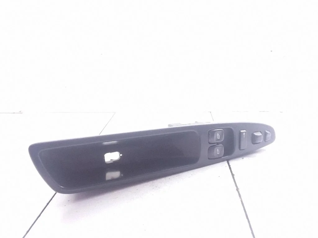 Electric window control switch – Volvo S40, V40 (1995-2004)