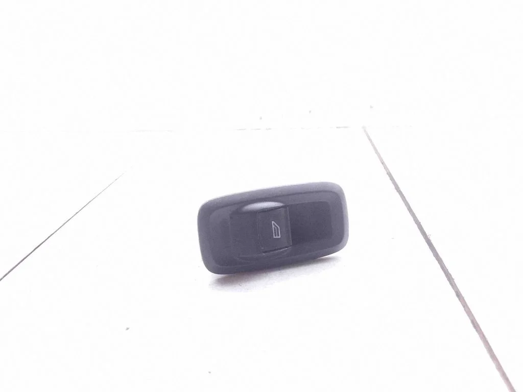 Elektrisko logu slēdzis D2BT14529AA