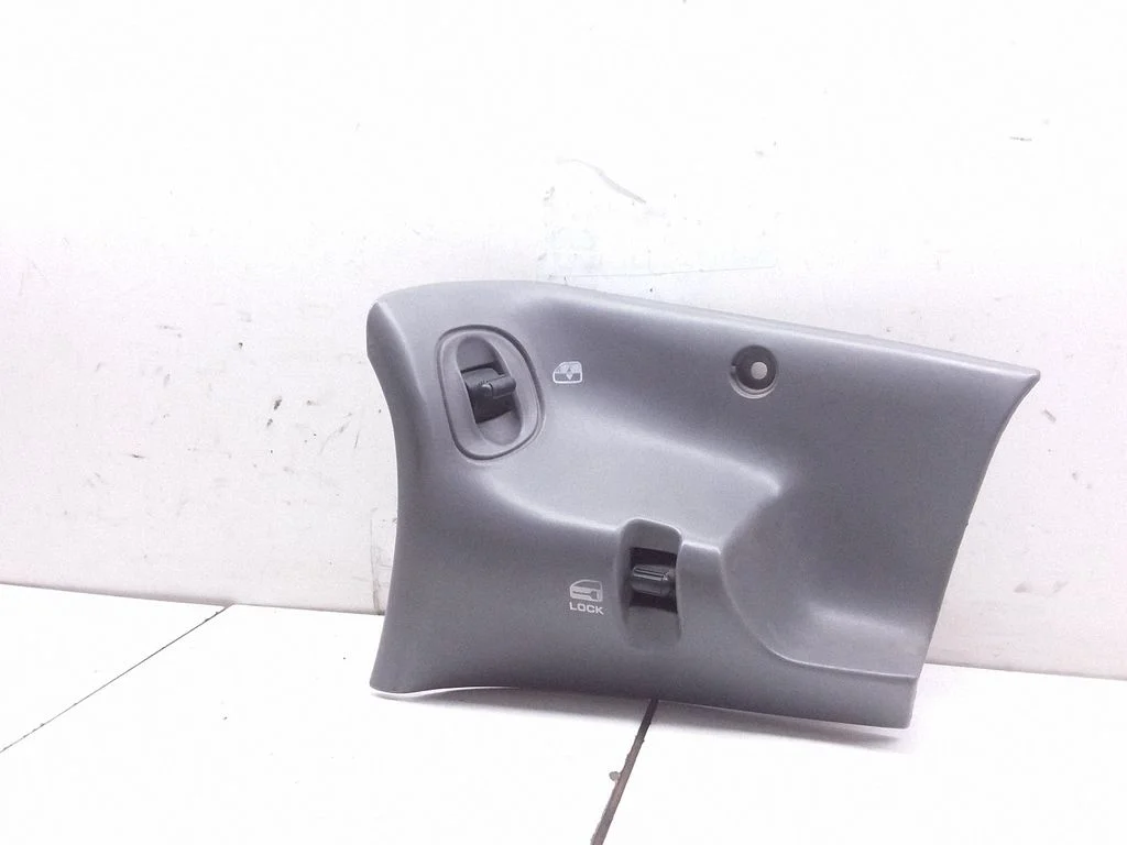 Electric window control switch 4685468