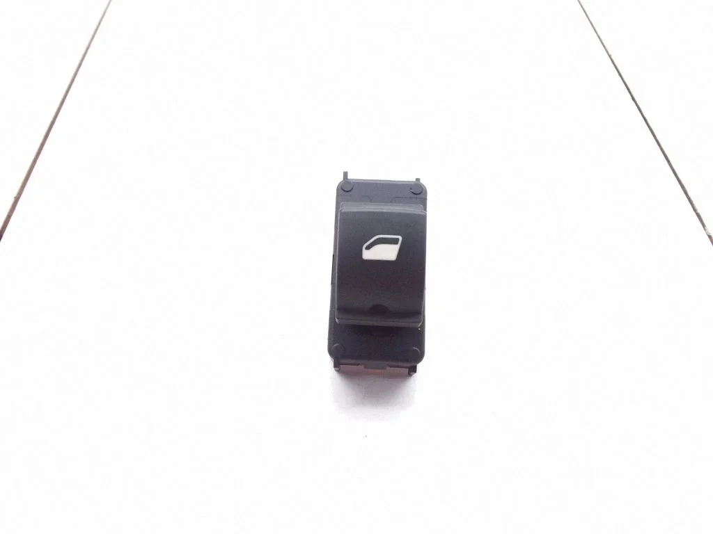 Electric window control switch 96664318ZD – Citroen DS5 (2011-2018)