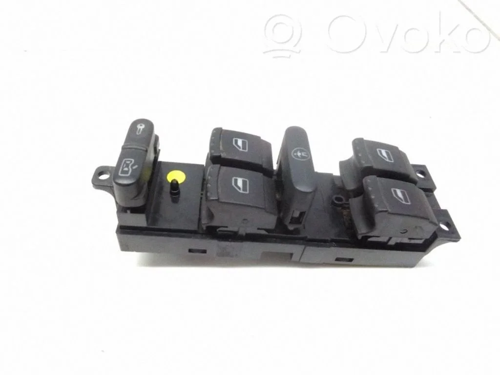 Electric window control switch – Volkswagen Bora (1998-2005)