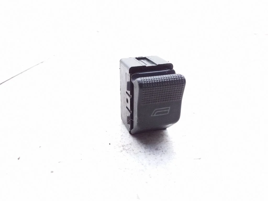 Przełącznik szyb elektrycznych 4D0959855