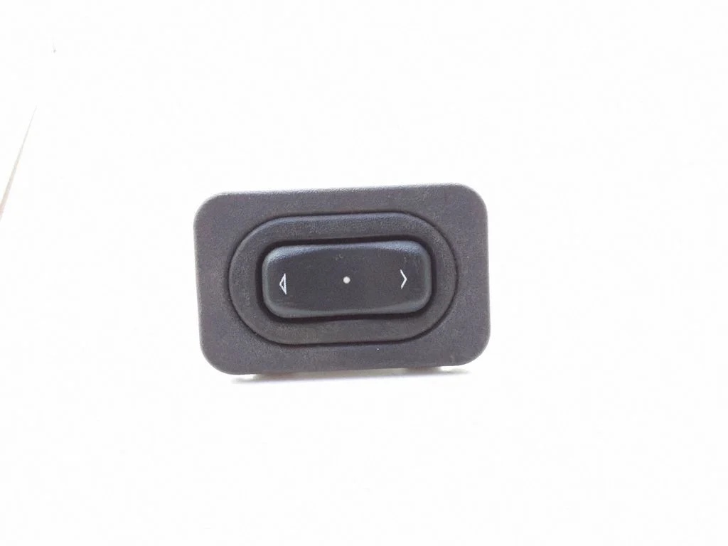 Electric window control switch – Opel Meriva A (2003-2010)
