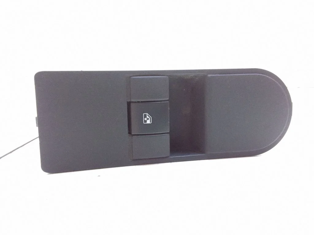 Electric window control switch – Opel Astra H (2004-2012)