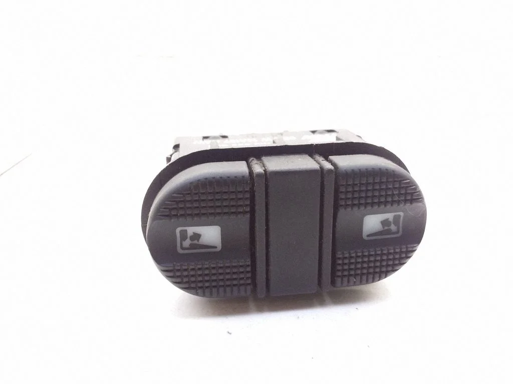 Electric window control switch – Volkswagen Sharan (1996-2000)
