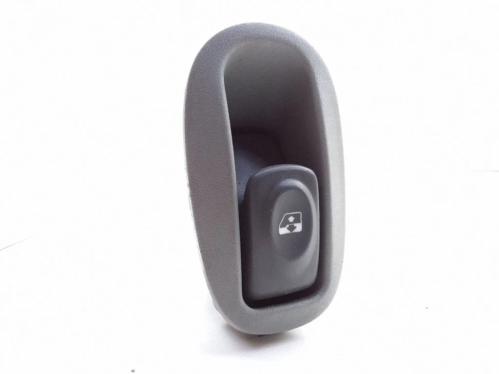Elektrisko logu slēdzis 7700836267