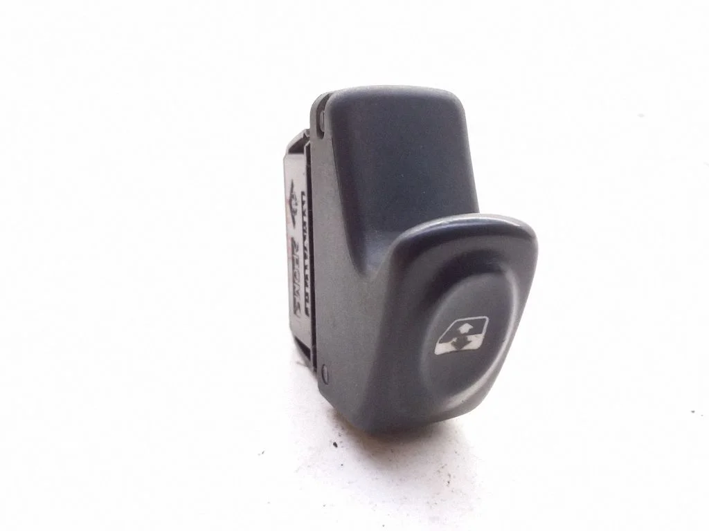 Electric window control switch – Renault Scenic I (1996-2003)