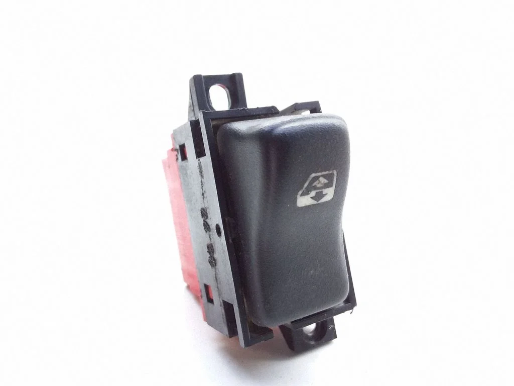 Electric window control switch – Renault Safrane (1992-2000)