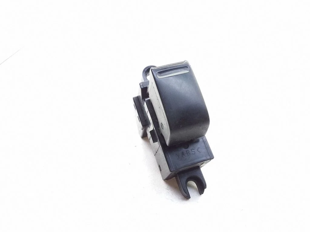 Electric window control switch 25411AV600