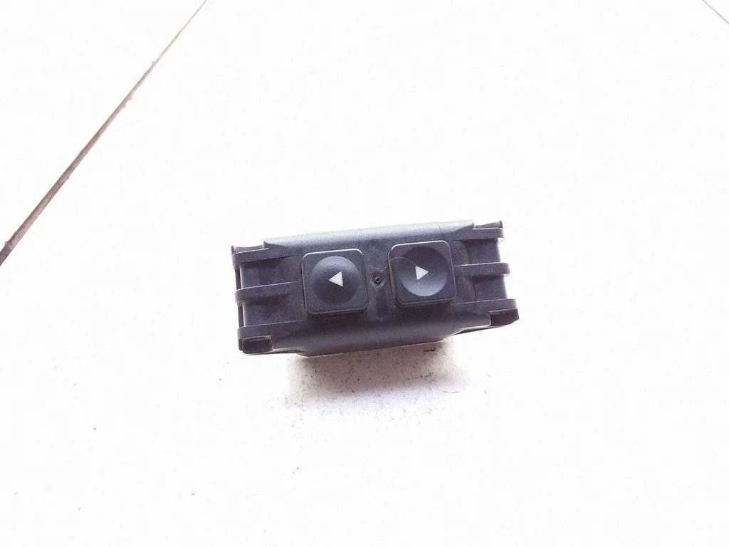 Electric window control switch A223