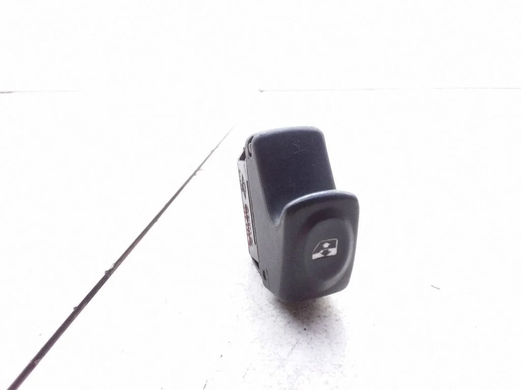 Electric window control switch 429998K
