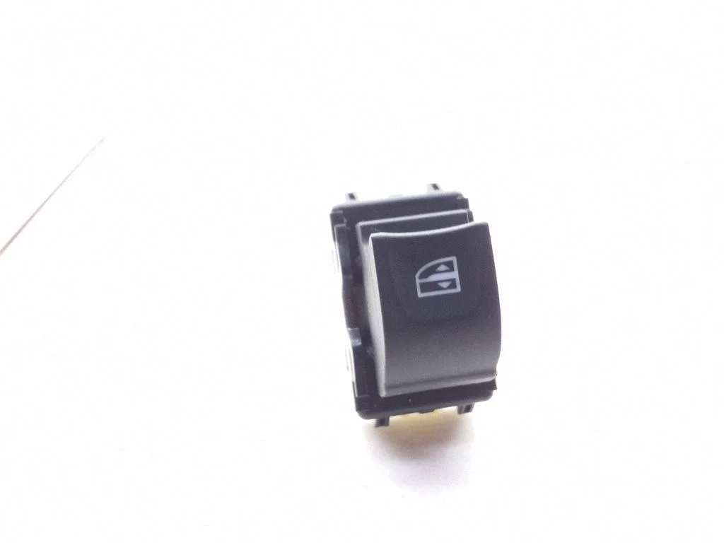 Electric window control switch 254218614R – Renault Captur (2013-2020)