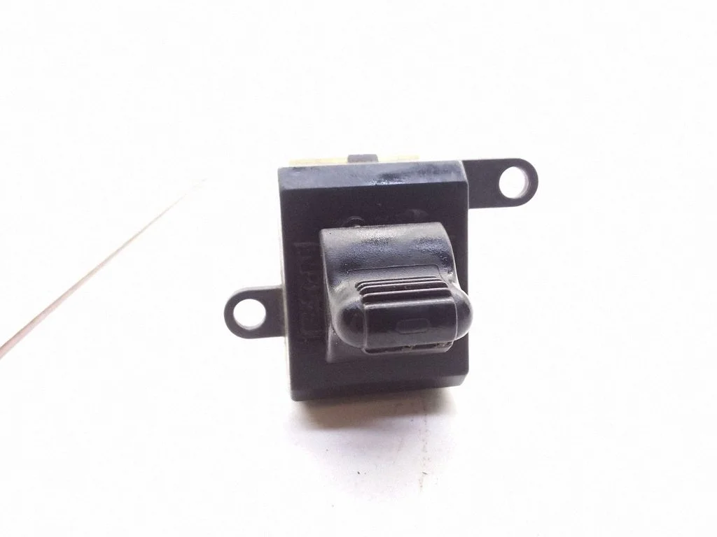 Electric window control switch 4685435
