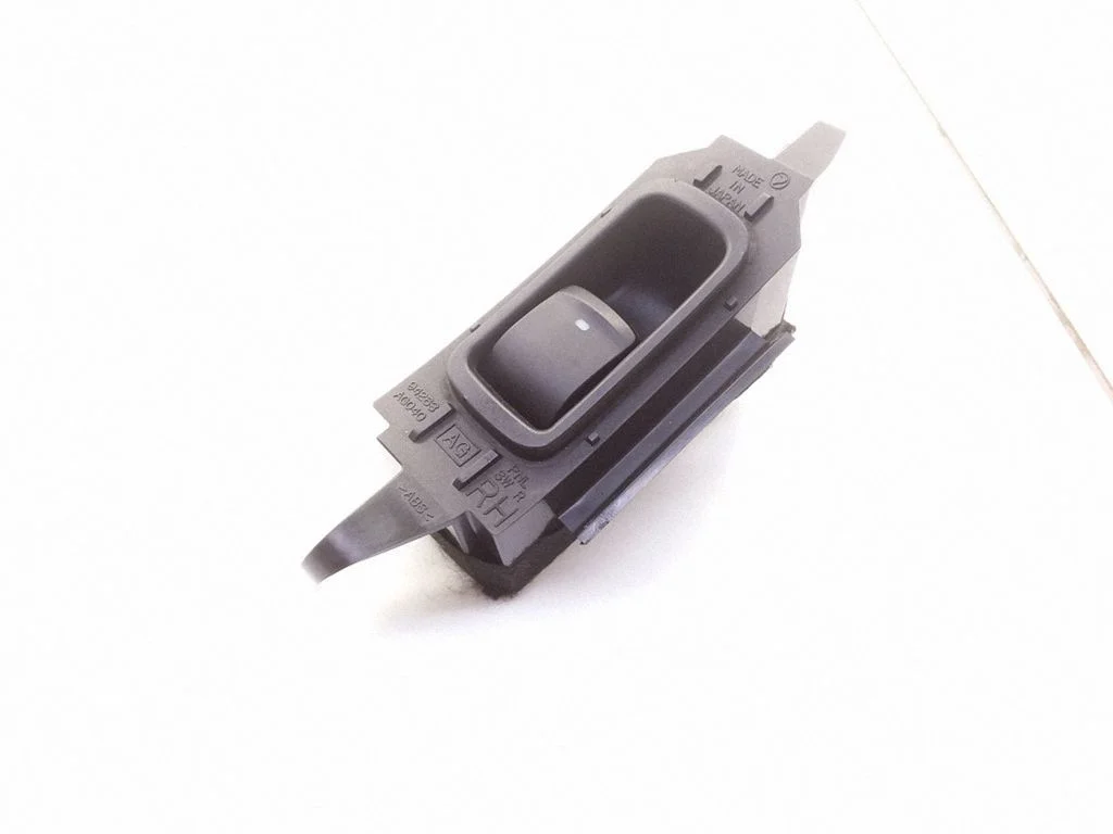 Elektrisko logu slēdzis 94263AG040