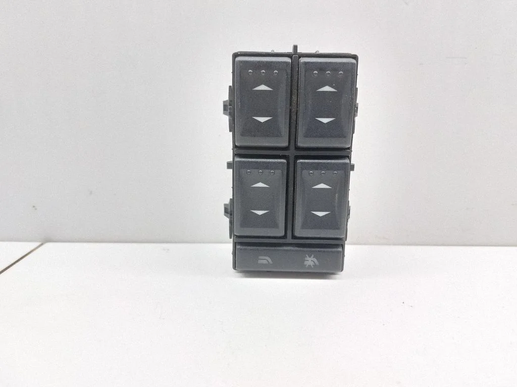 Electric window control switch 1S7T14A132BD