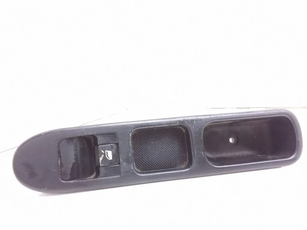Elektrisko logu slēdzis 96351625XT