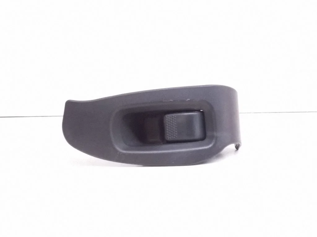 Electric window control switch 94266AE080
