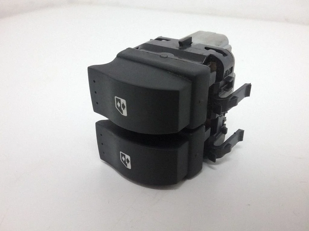 Elektrisko logu slēdzis 15088A3072